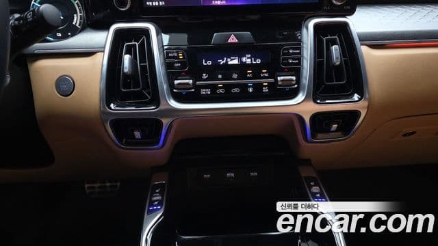 Kia Sorento 2020 — Фото 18/20