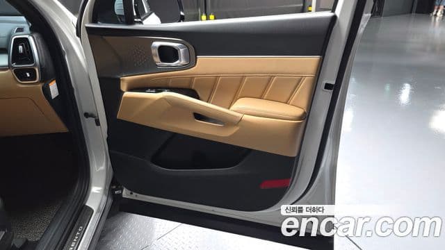 Kia Sorento 2020 — ფოტო 22/33