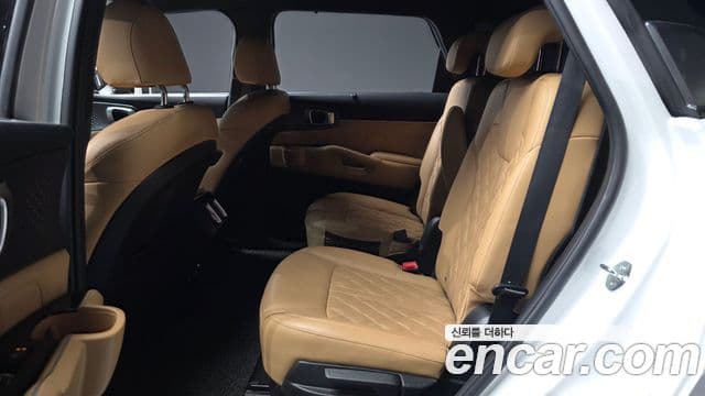 Kia Sorento 2020 — ფოტო 20/33