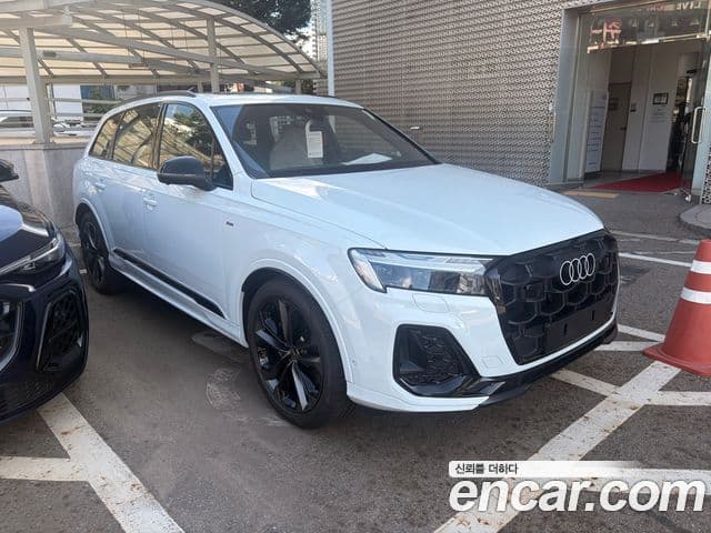 Audi Q7 2026 — Şəkil 3/10