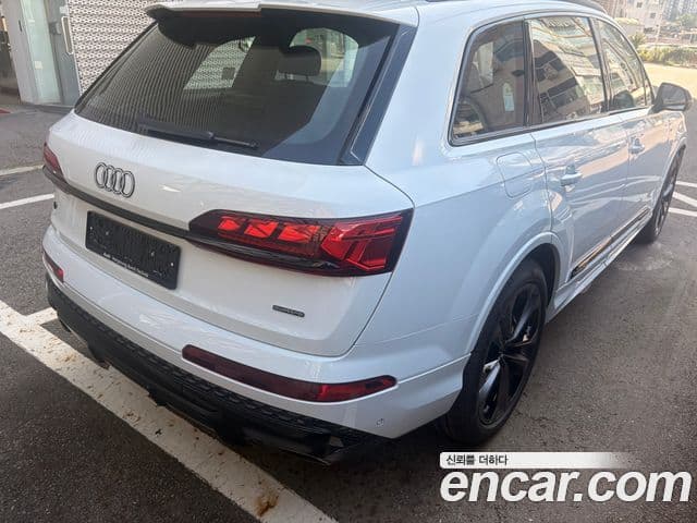 Audi Q7 2026 — Şəkil 2/10