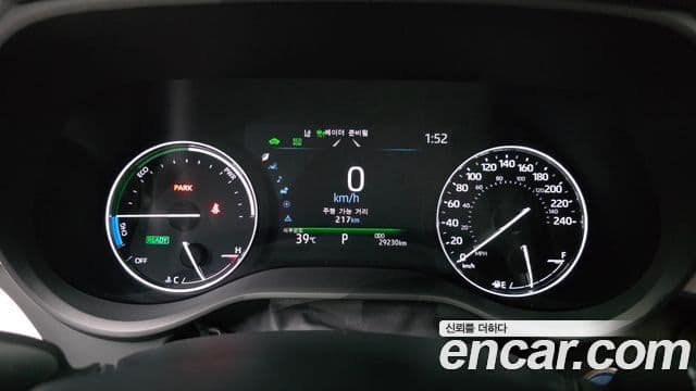 Toyota Sienna 2024 — Şəkil 16/37