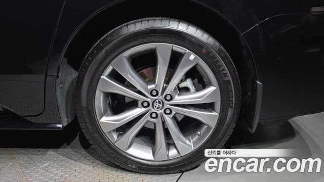Toyota Sienna 2024 — Şəkil 20/37