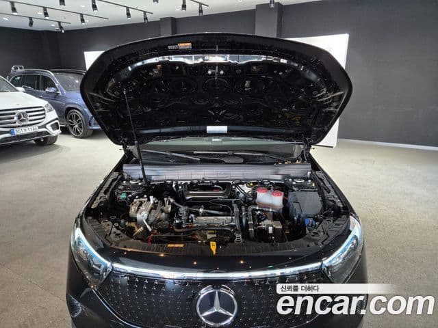 Mercedes-Benz EQB 2026 — ფოტო 7/20