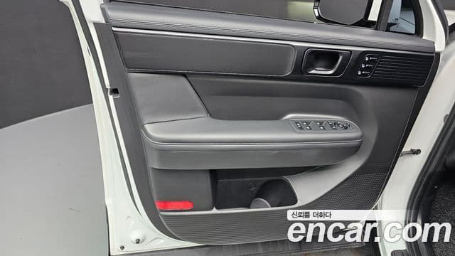 Hyundai Santa Fe 2024 — ფოტო 4/34