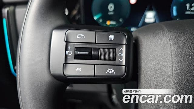 Hyundai Santa Fe 2024 — ფოტო 18/34