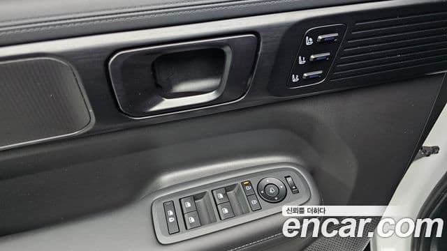 Hyundai Santa Fe 2024 — ფოტო 1/34
