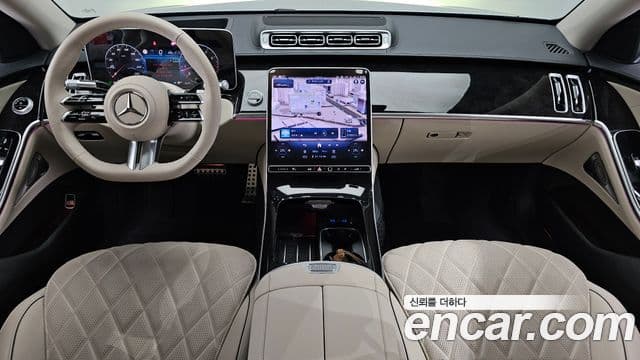 Mercedes-Benz S-Class 2024 — Photo 4/37