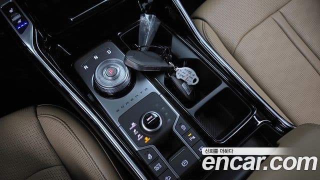 Kia Sorento 2024 — ფოტო 26/33