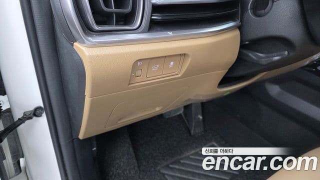 Kia Sorento 2024 — ფოტო 25/33
