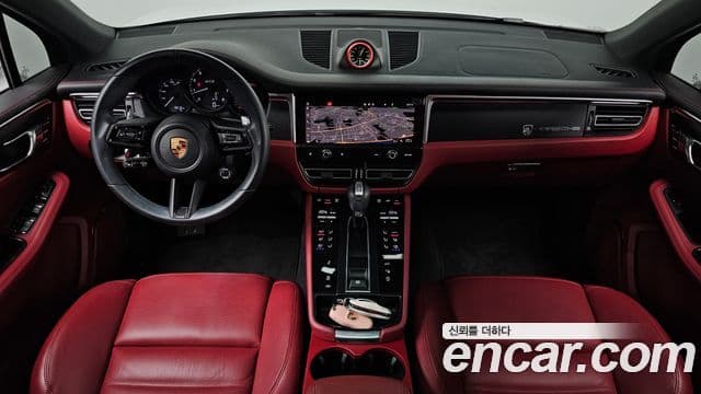 Porsche Macan 2023 — Фото 7/20