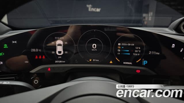 Porsche Taycan 2021 — Photo 22/34