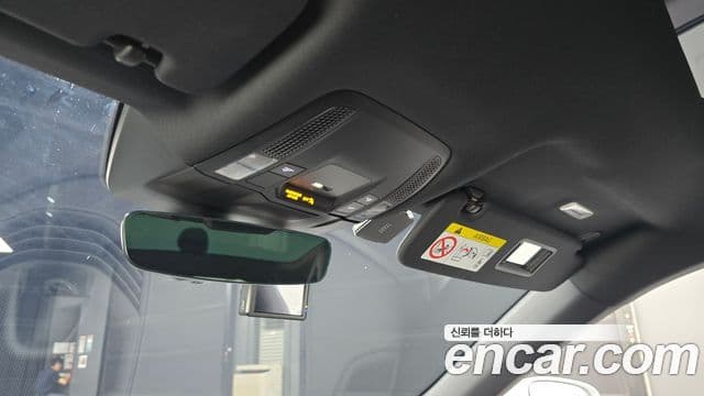 Porsche Taycan 2021 — Photo 6/34