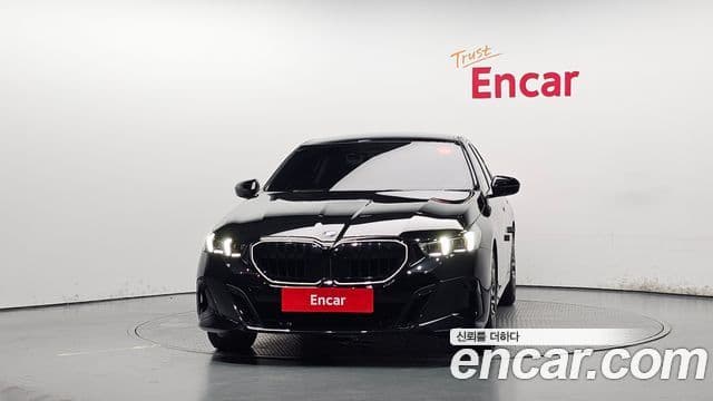 BMW 5 Series 2025 — Şəkil 14/34