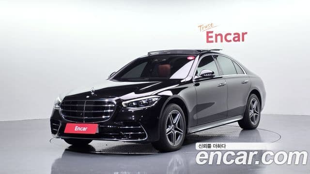 Mercedes-Benz S-Class 2022 — Photo 31/33