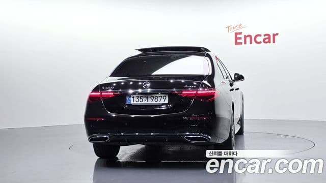Mercedes-Benz S-Class 2022 — Photo 15/33
