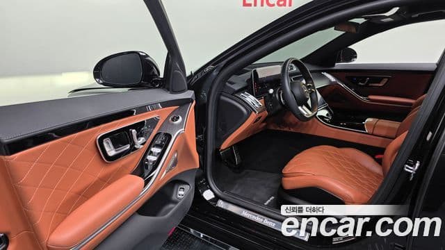 Mercedes-Benz S-Class 2022 — Photo 21/33
