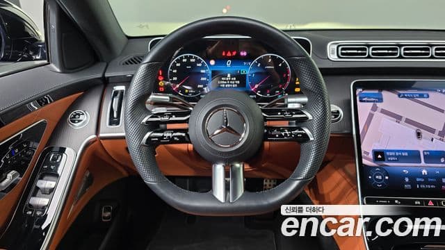 Mercedes-Benz S-Class 2022 — Photo 29/33