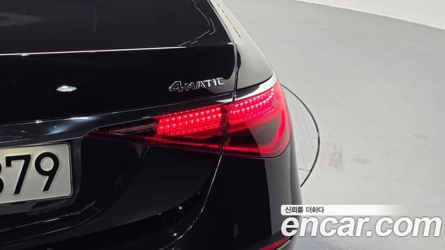 Mercedes-Benz S-Class 2022 — Photo 12/33