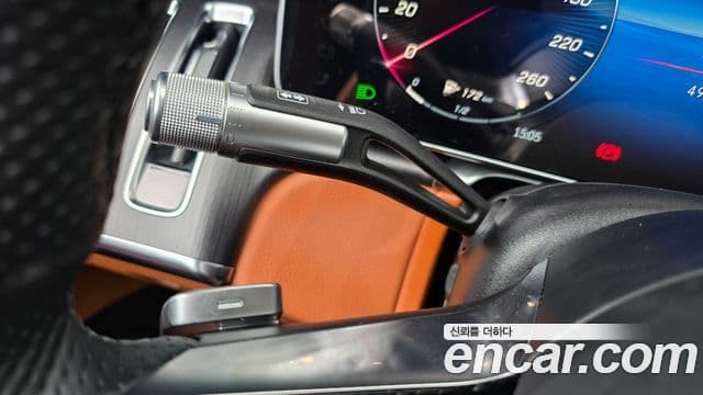 Mercedes-Benz S-Class 2022 — Photo 23/33