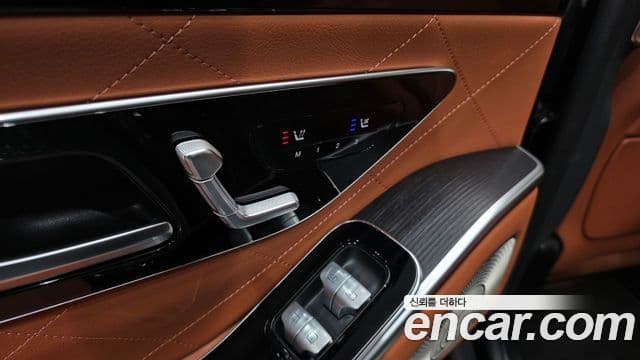 Mercedes-Benz S-Class 2022 — Photo 4/33