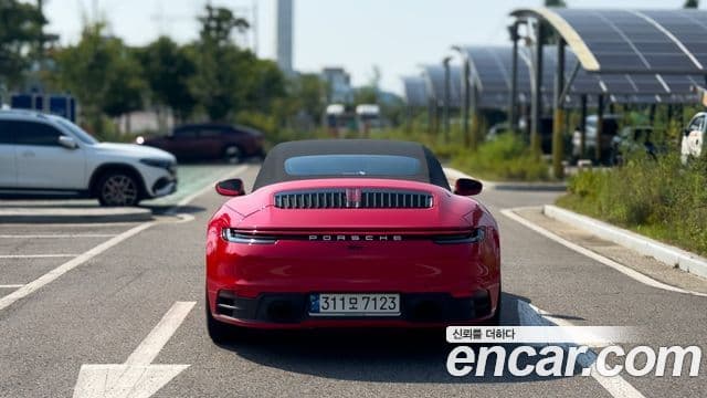 Porsche 911 2023 — ფოტო 10/20