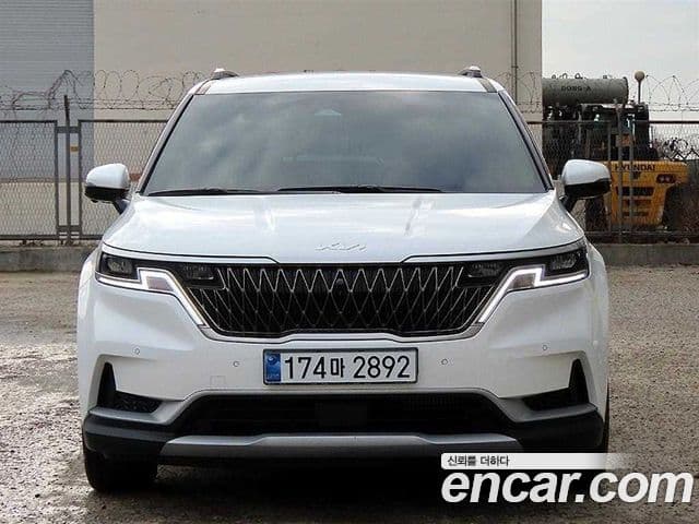 Kia Carnival 2023 — Фото 10/20