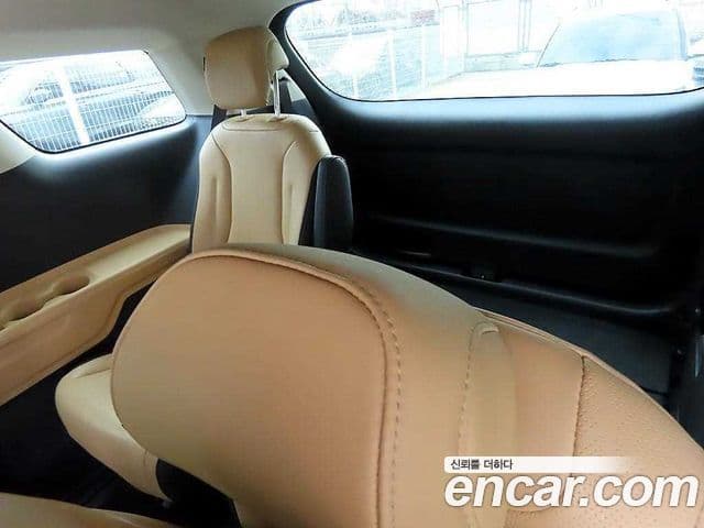 Kia Carnival 2023 — Фото 6/20