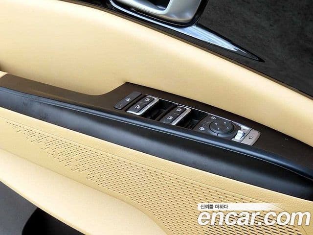 Kia Carnival 2023 — Фото 12/20