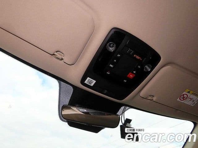 Kia Carnival 2023 — Фото 15/20
