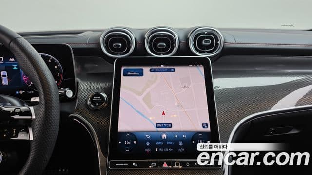 Mercedes-Benz GLC-Class 2025 — Photo 6/37