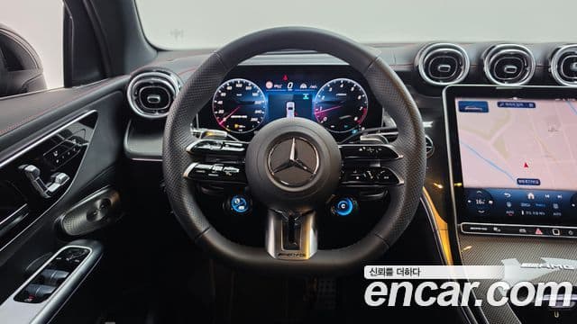 Mercedes-Benz GLC-Class 2025 — Photo 12/37
