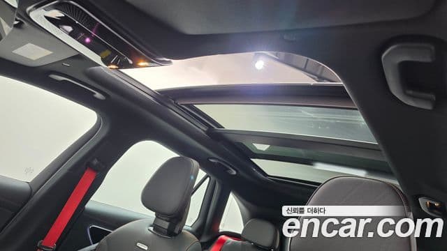 Mercedes-Benz GLC-Class 2025 — Photo 20/37
