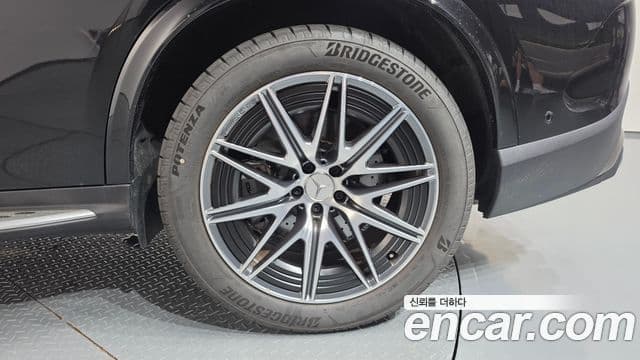 Mercedes-Benz GLC-Class 2025 — Photo 7/37