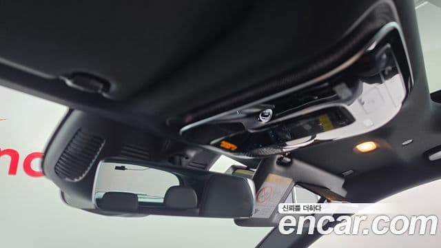 Mercedes-Benz GLC-Class 2025 — Photo 15/37