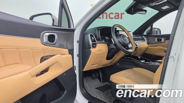 Kia Sorento 2022 — Photo 10/38