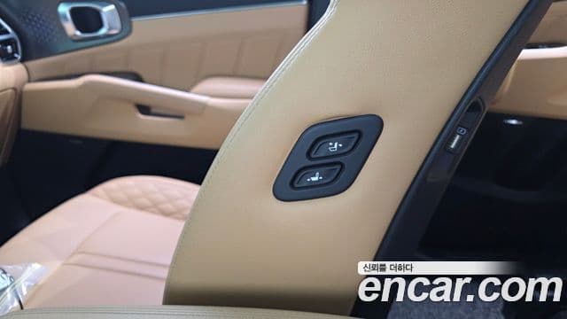 Kia Sorento 2022 — Photo 6/38