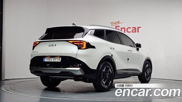 Kia Sportage 2025 — Фото 2/20