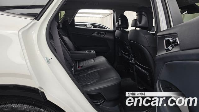 Kia Sportage 2025 — Фото 12/20
