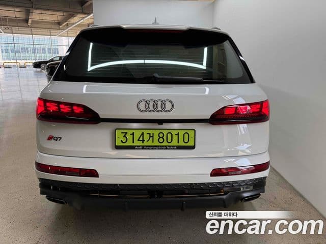 Audi Q7 2025 — Photo 19/20