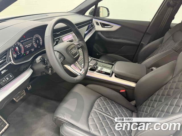 Audi Q7 2025 — Photo 17/20