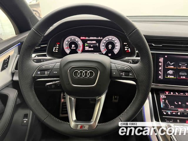 Audi Q7 2025 — Photo 10/20