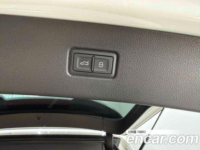 Audi Q7 2025 — Photo 16/20