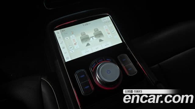 Genesis G90 2022 — Photo 25/31