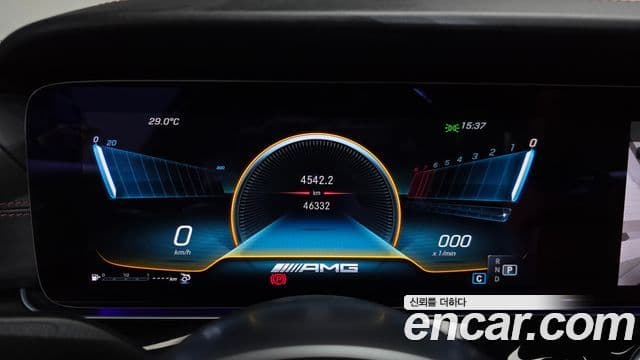 Mercedes-Benz AMG GT 2021 — Фото 8/20