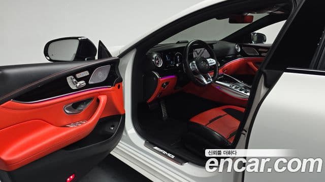 Mercedes-Benz AMG GT 2021 — Фото 10/20