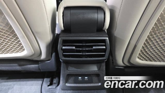 Audi A3 2023 — Şəkil 26/33