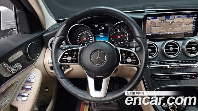 Mercedes-Benz C-Class 2019 — ფოტო 5/33