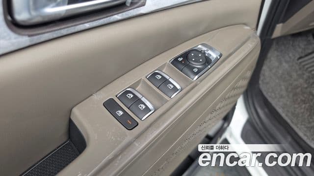 Kia Carnival 2026 — Photo 28/33