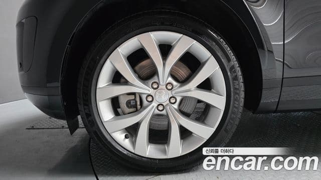 Land Rover Range Rover Evoque 2022 — Şəkil 8/34